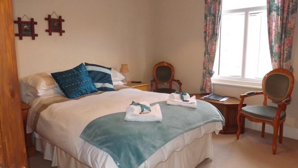 Cedar House B&B マトロック 部屋 写真